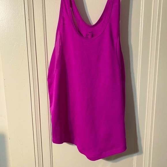 Nike workout tank - Picture 1 of 8